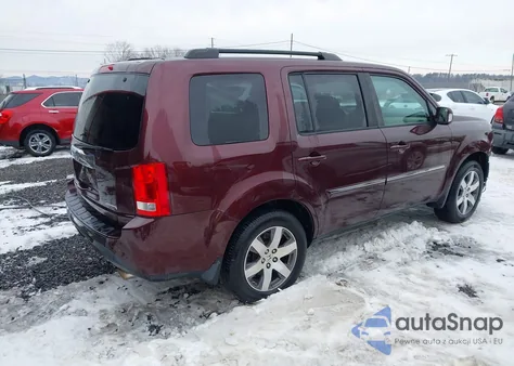 2015 Honda Pilot Touring z USA, uszkodzony, nr VIN 5FNYF3H95FB005324